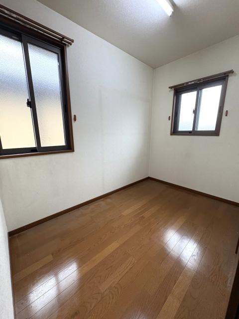 リビング以外の居室  写真撮影日：2025-12-25