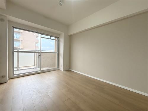 洋室（６．０帖）