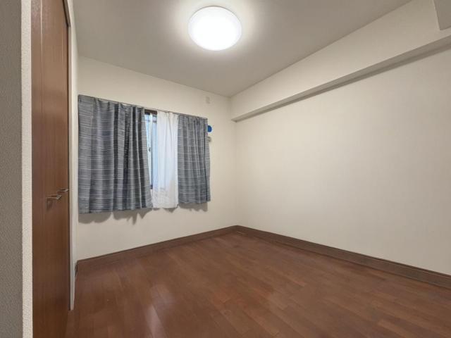 リビング以外の居室  写真撮影日：2026-01-16