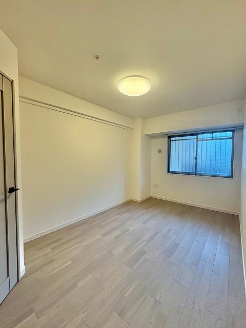 リビング以外の居室  写真撮影日：2026-03-01