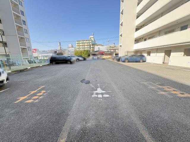 駐車場(共用設備)  写真撮影日：2026-01-19
