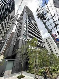 地下鉄堺筋線「堺筋本町」駅徒歩4分の好立地。阪急阪神ハウジングサポートにより日勤管理されています。