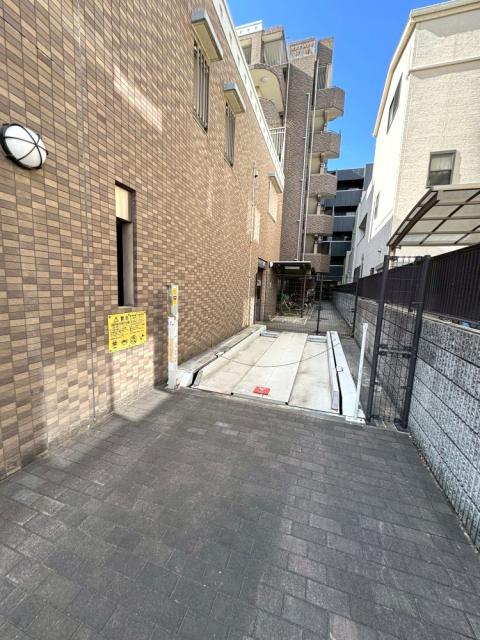 駐車場(共用設備)  写真撮影日：2026-02-02