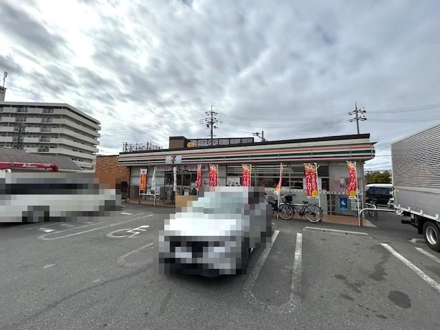 セブンイレブン寝屋川宇谷町店 560m 写真撮影日：2026-02-07