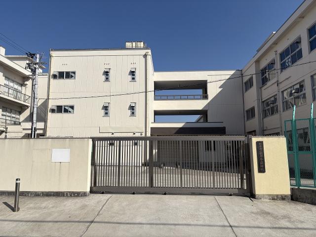 松原市立松原第二中学校 1130m 写真撮影日：2026-02-16