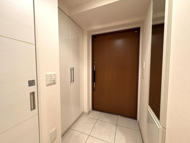 玄関  写真撮影日：2026-03-07