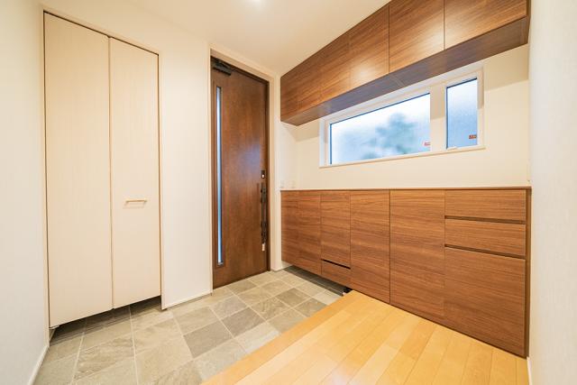 玄関  写真撮影日：2026-03-13