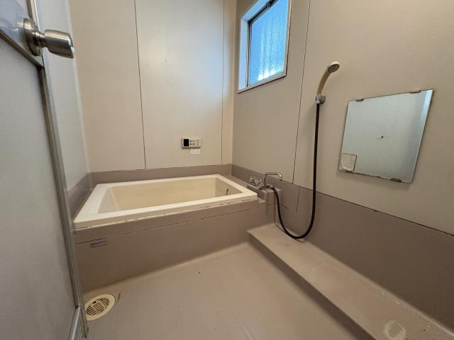 浴室  写真撮影日：2026-04-13