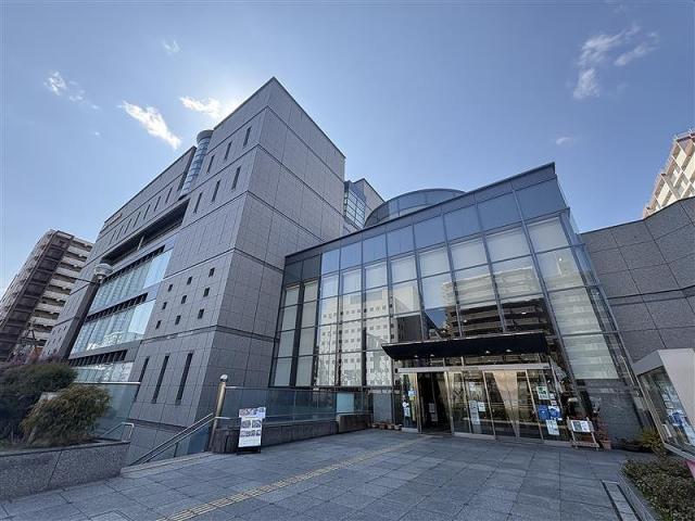 大阪市立中央図書館 450m 写真撮影日：2026-03-16