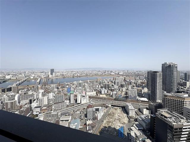 住戸からの眺望写真  写真撮影日：2026-03-27