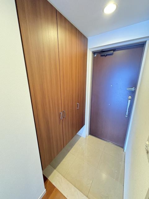 玄関  写真撮影日：2026-04-01