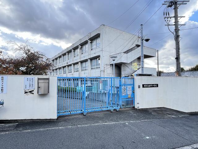 堺市立家原寺小学校 750m 写真撮影日：2026-04-02