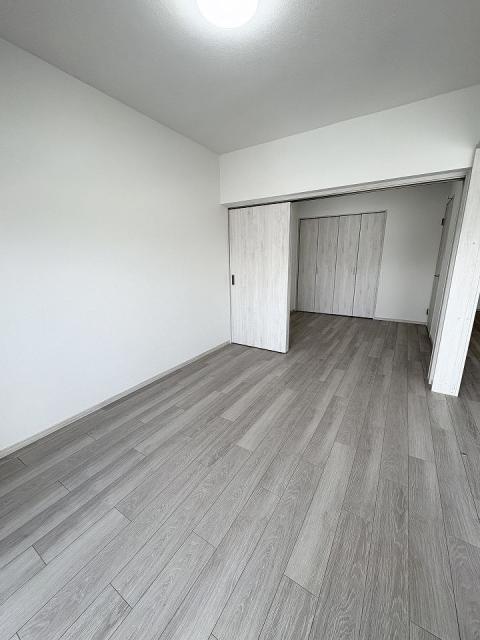 リビング以外の居室  写真撮影日：2026-04-02