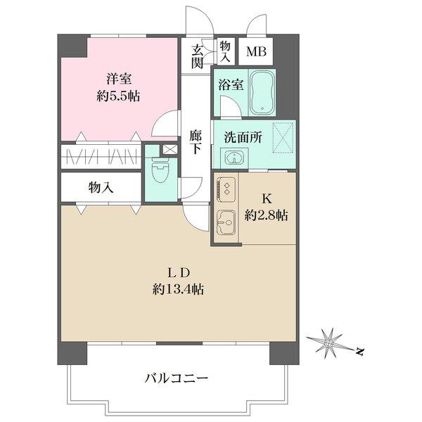 キッチンから洗面所に行き来できる、作業動線が良好な間取りです。LD部分に大型の収納スペース有り。