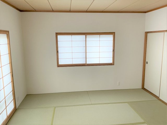 リビング以外の居室  写真撮影日：2026-04-02