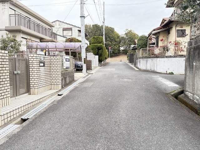 前面道路含む現地写真  写真撮影日：2026-04-02