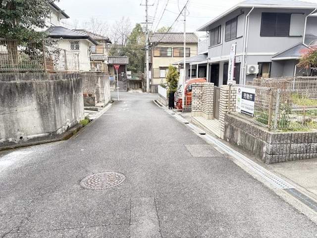 前面道路含む現地写真  写真撮影日：2026-04-02