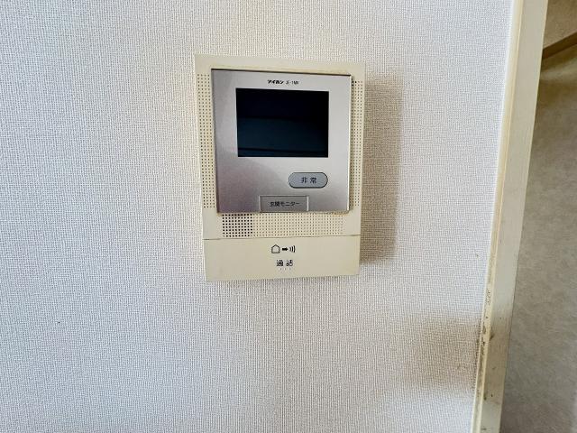 防犯設備 モニター付きインターホン  写真撮影日：2026-04-10