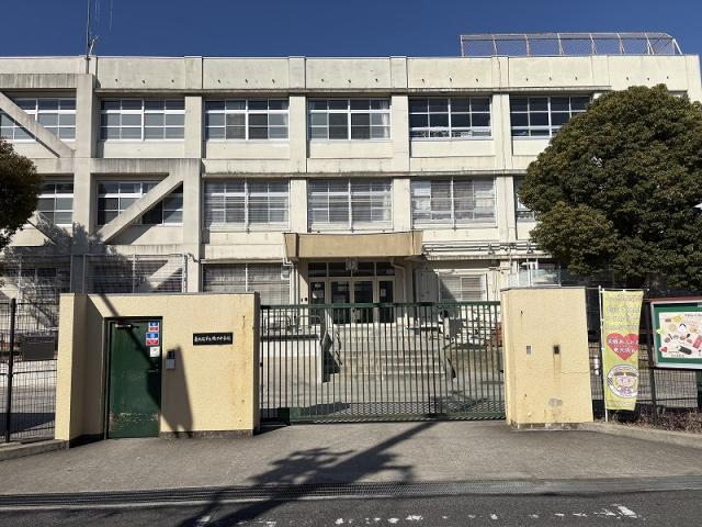 上小阪中学校 1400m 写真撮影日：2026-04-13