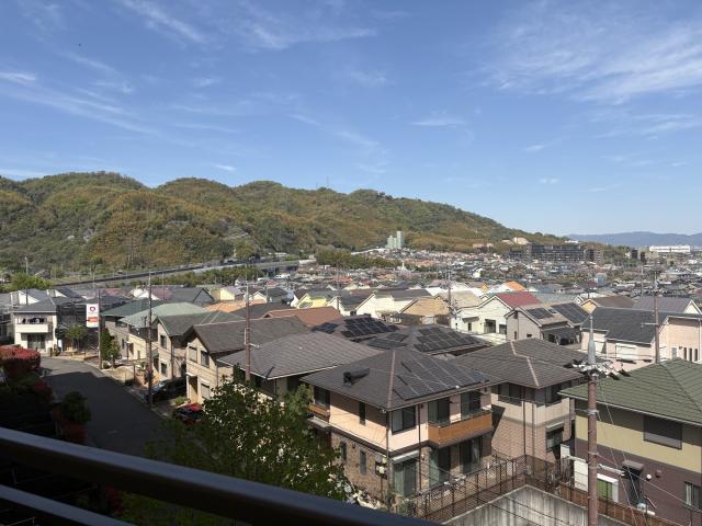 住戸からの眺望写真  写真撮影日：2026-04-18