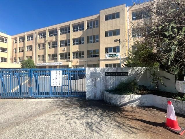 島本町立第二中学校 1100m 写真撮影日：2026-04-18