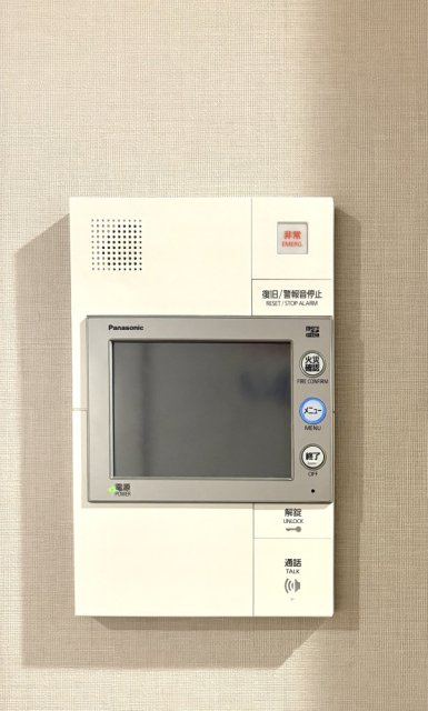 防犯設備 モニター付きインターフォン  写真撮影日：2026-05-28