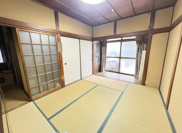 リビング以外の居室  写真撮影日：2026-09-27