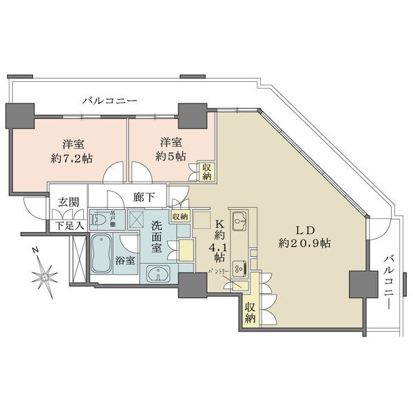 北東から南東に跨る引き回しバルコニーが設けられています。LD部分の収納やパントリー等、随所に収納有。