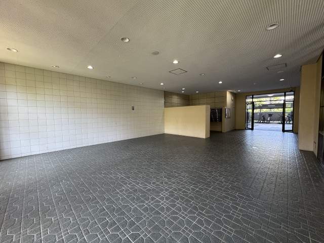 エントランス  写真撮影日：2026-05-11