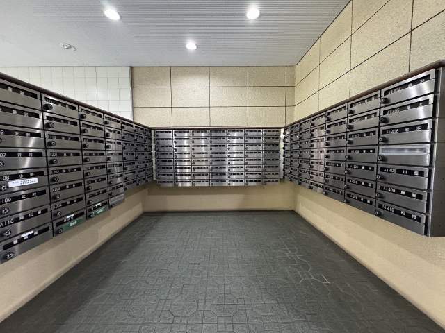 駐車場(共用設備)  写真撮影日：2026-05-11