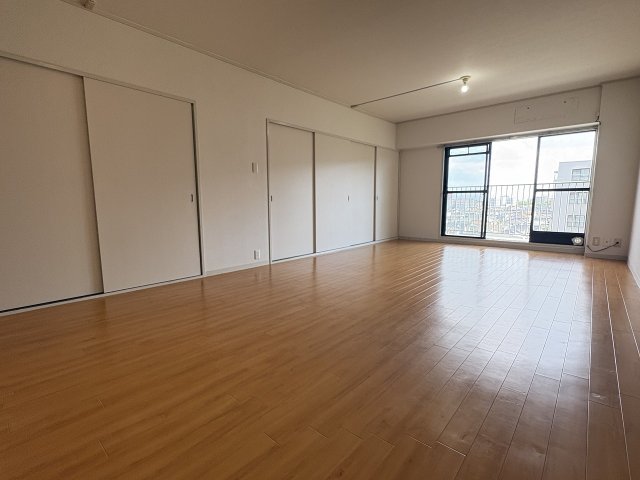 リビング  写真撮影日：2026-05-15