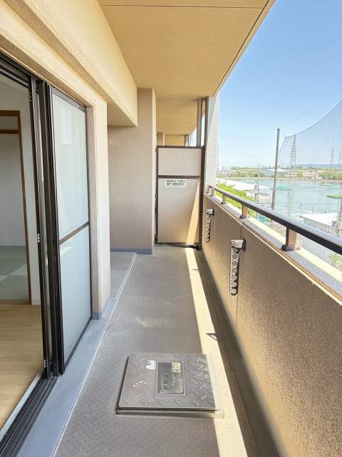 バルコニー  写真撮影日：2026-05-16