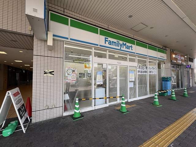 ファミリーマート堺北野田駅前店 160m 写真撮影日：2026-05-16