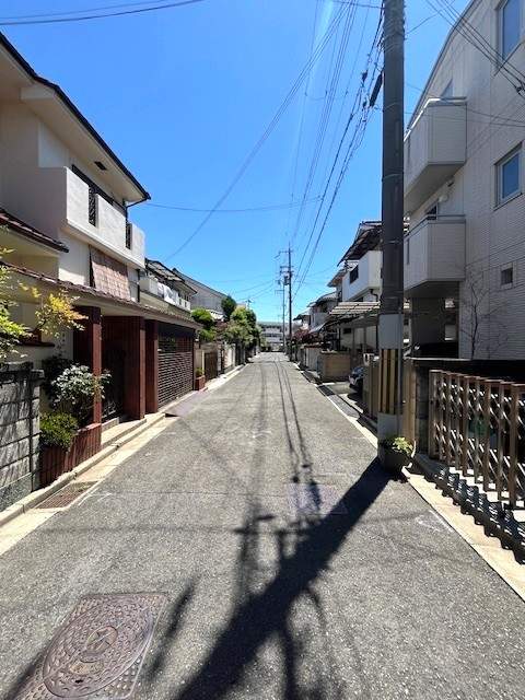 前面道路含む現地写真  写真撮影日：2026-05-31