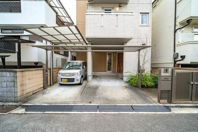 駐車場  写真撮影日：2026-06-14