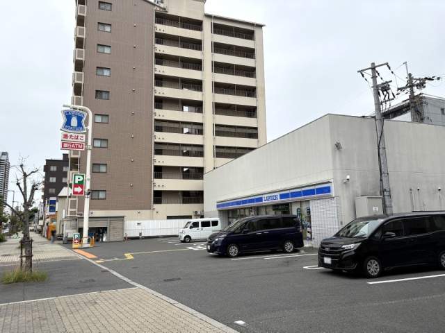 ローソン 横堤四丁目店 300m 写真撮影日：2026-06-01