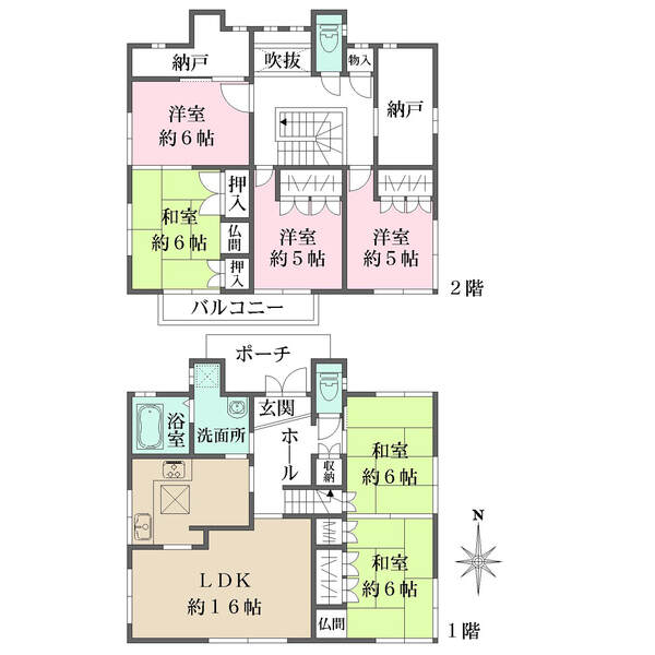 LDKは約16帖、キッチンは生活感が出にくい独立型。キッチンと洗面室が近く、家事動線良好です。