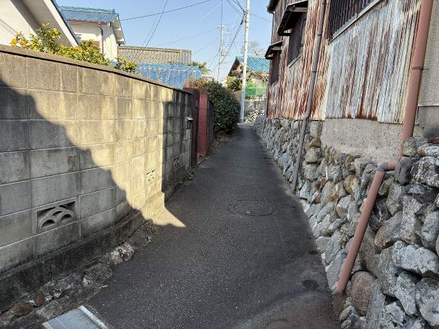 前面道路含む現地写真  写真撮影日：2026-06-13