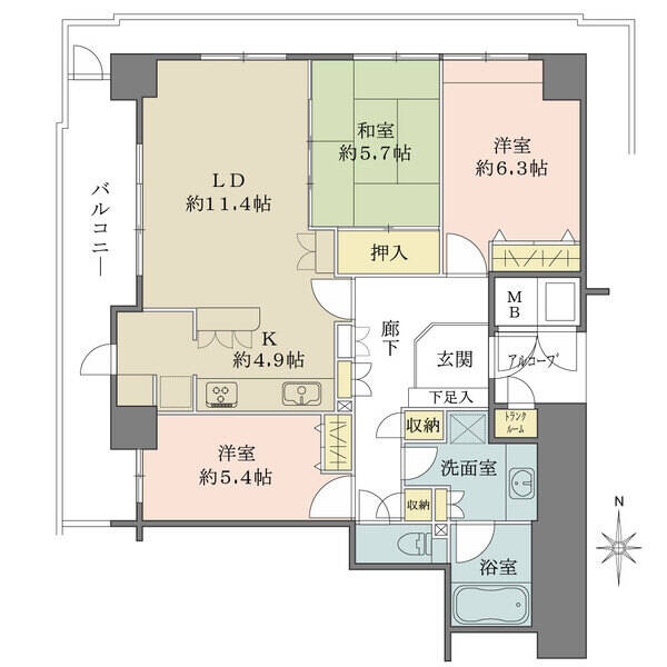 室内随所に収納が設けられた、ゆとりある住まい。キッチン背面に、配膳や片付けに便利なカウンター有り。