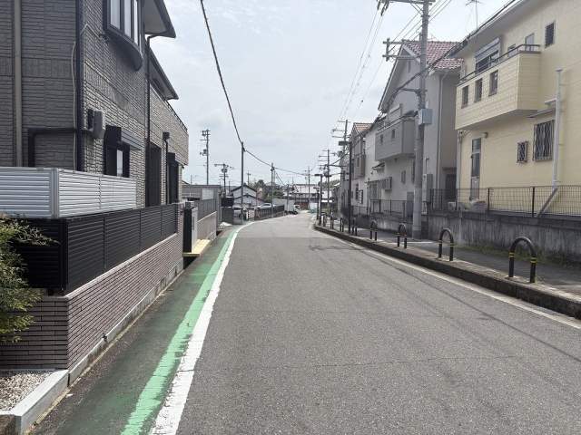 前面道路含む現地写真  写真撮影日：2026-07-13