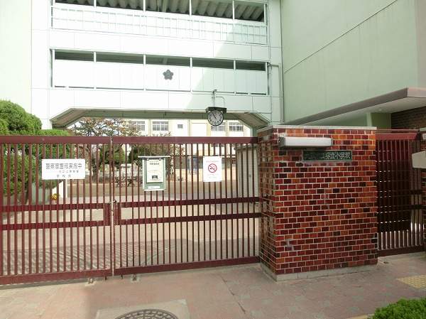 安立小学校 600m 写真撮影日：2026-08-09