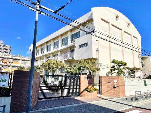 住之江中学校 840m 写真撮影日：2026-08-09