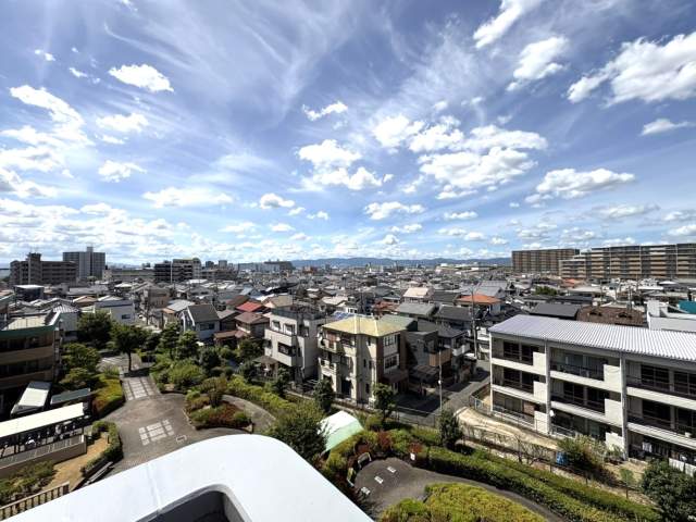 住戸からの眺望写真  写真撮影日：2026-08-10