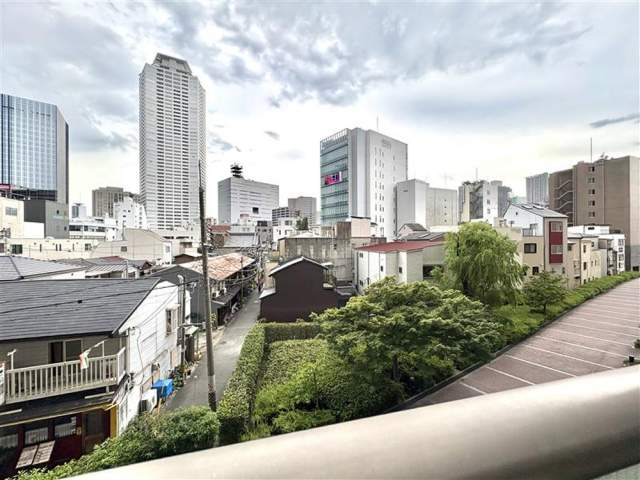 住戸からの眺望写真  写真撮影日：2026-08-20