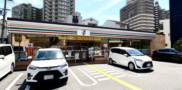 セブンイレブン大阪野田6丁目店 450m 写真撮影日：2026-08-22