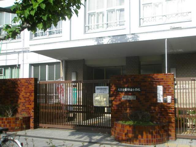 田辺小学校 740m 写真撮影日：2026-08-22