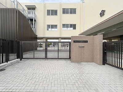 加美南部小学校 940m 写真撮影日：2026-09-11