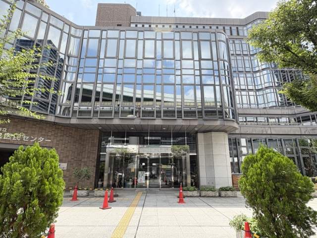 大阪市中央区役所 190m 写真撮影日：2026-08-03
