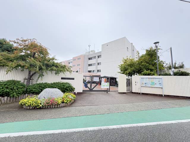池田市立神田小学校 510m 写真撮影日：2026-10-05
