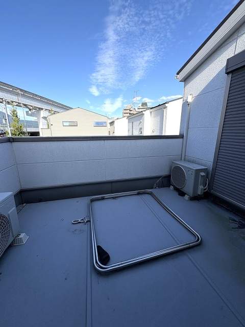 バルコニー  写真撮影日：2026-10-04